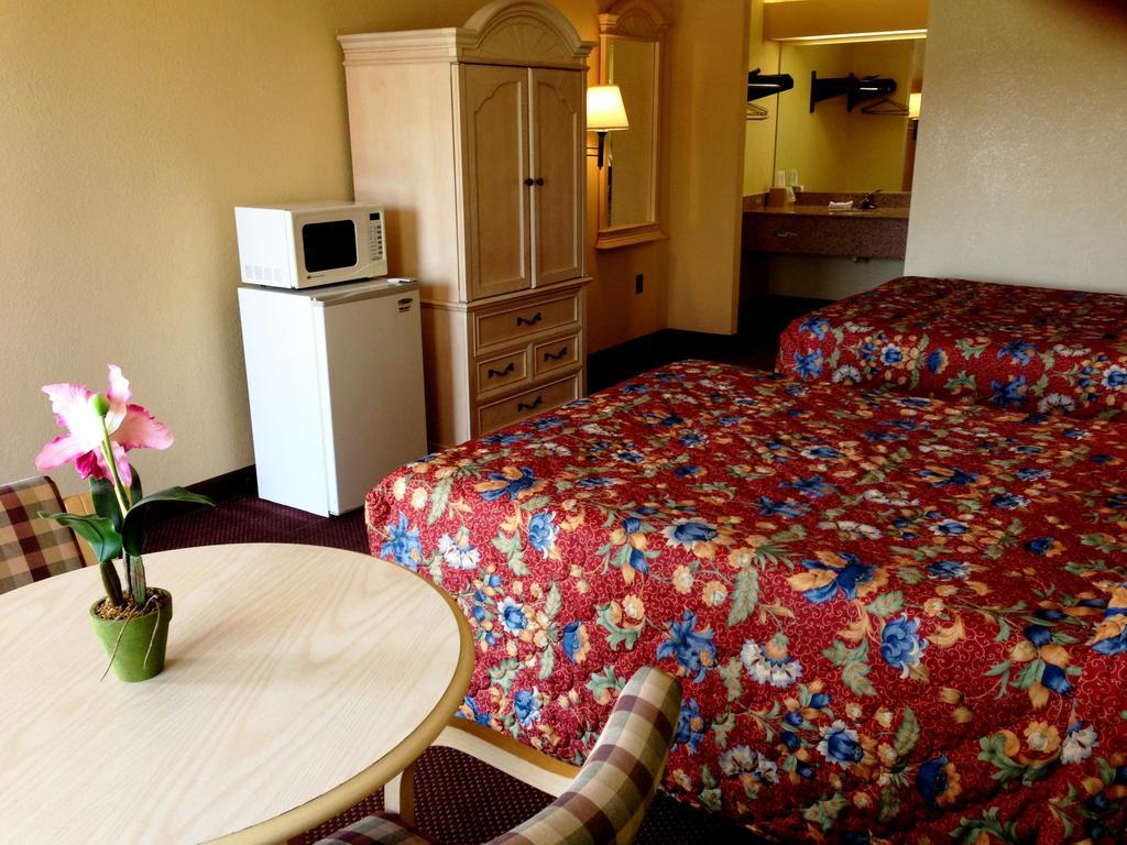 Holiday Terrace Inn - Pigeon Forge Rom bilde